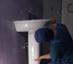 Установка раковины в ванной в Муроме