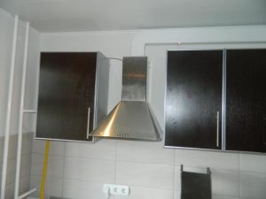 Установка вытяжки на кухне в Муроме